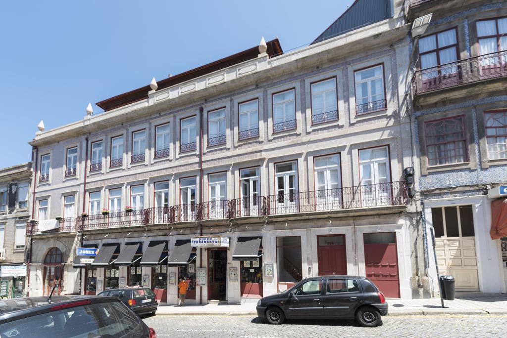 Lovelystay - Top Floor Balcony Apartment Porto Exterior photo